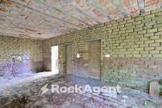Foto Terreno edificabile residenziale in vendita a Cave