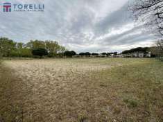 Foto Terreno edificabile residenziale in vendita a Cervia