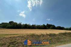 Foto Terreno edificabile residenziale in vendita a Cherasco