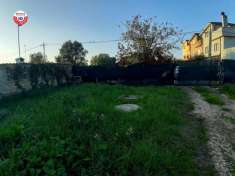 Foto Terreno edificabile residenziale in vendita a Fiumicino