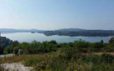 Foto Terreno edificabile residenziale in vendita a Gavirate