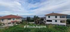 Foto Terreno edificabile residenziale in vendita a Montepaone