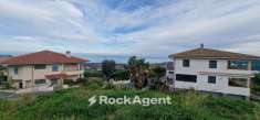 Foto Terreno edificabile residenziale in vendita a Montepaone