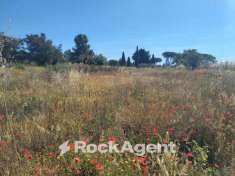 Foto Terreno edificabile residenziale in vendita a Roma