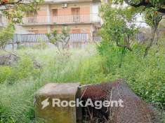Foto Terreno edificabile residenziale in vendita a Tremestieri Etneo