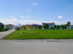 Foto Terreno edificabile residenziale in vendita a Valvasone Arzene