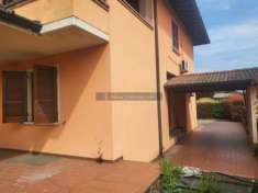 Foto Travagliato porzione di villa bifamiliare