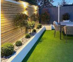 Foto Trilocale con giardino privato