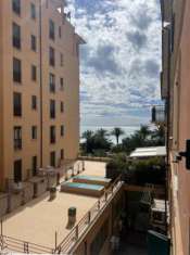 Foto Trilocale in vendita a Finale Ligure