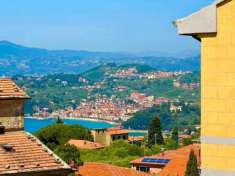Foto Trilocale in vendita a Lerici