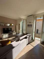 Foto Trilocale luminoso in Franciacorta con vista colli, posto auto e finiture moderne