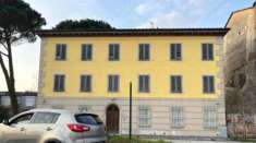 Foto Ufficio in vendita a Lucca - 11 locali 480mq
