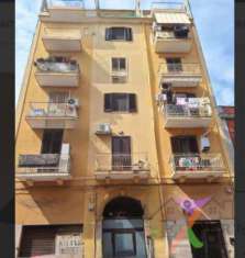 Foto V000617 BA - Appartamento in Via Indipendenza - bari  In asta