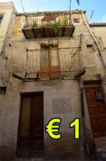 Foto V003935 - IL FIUME DELLE CASE AD  1 CONTINUA A STRARIPARE