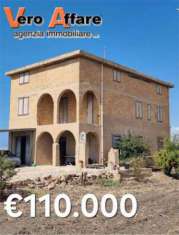 Foto V004384 - VENDESI TERRENO 7000MQ  CON CASA 330MQ