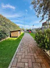 Foto V005275 - TRILOCALE CON GIARDINO PRIVATO