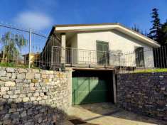 Foto V28 PREZZO RIBASSATO Villa in vendita a Imperia con giardino
