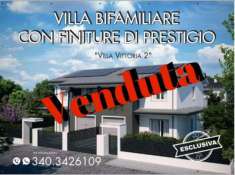 Foto VA0055 - CARPI VILLA A SCHIERA IN BIFAMIGLIARE,  MORBIDINA
