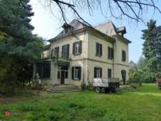 Foto Varese - Villa liberty con dependance pi grande serra di mq 200 e parco secolare vendesi
