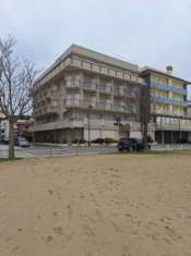 Foto VENDE HOTEL 50 CAMERE PRIMA LINEA FRONTE MARE