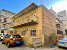 Foto VENDESI - REGGIO CALABRIA - STABILE SU DUE LIVELLI ZONA ARANGEA