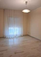 Foto Vendesi 4 vani + accessori