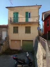 Foto VENDESI A POGGIALTO, FRAZIONE DI AURIGO CASA AUTONOMA IN CENTRO PAESE CON GARAGE
