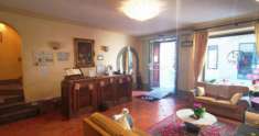 Foto Vendesi Albergo 3 Stelle Centro Storico Monte San Savino Rif. V69