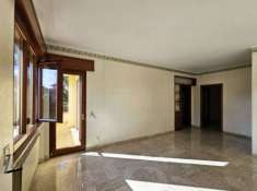 Foto VENDESI APPARTAMENTO CON ASCENSORE, GARAGE E CANTINA IN VIA EMILIA, 7  VENOSA