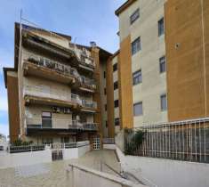 Foto VENDESI APPARTAMENTO CON ASCENSORE CON AMPIO BALCONE, VICO I A. DIAZ, 1 � VENOSA