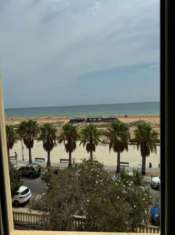Foto Vendesi appartamento ristrutturato sul mare