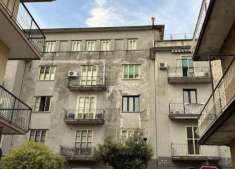 Foto Vendesi Appartamento Trilocale con Terrazza