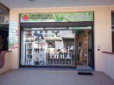 Foto Vendesi avviata  Erboristeria con annessa Cabina Estetica