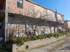 Foto Vendesi casa indipendente su due livelli con terreno