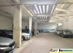 Foto VENDESI GARAGE MQ 540 CON UFFICIO MQ 98