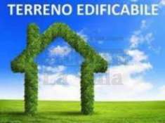 Foto Vendesi lotto residenziale edificabile per 500 mc, esteso per 1056 mq.
l'area edificabile si trova in zona residenziale in centro al paese, ben servit