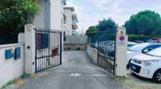 Foto VENDESI POSTO AUTO COPERTO