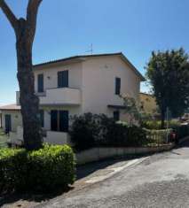 Foto Vendesi Villetta a Schiera