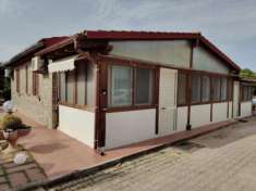 Foto Vendiamo Villetta in campagna con piscina.....