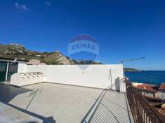 Foto Vendita appartamento Giardini-Naxos (ME)