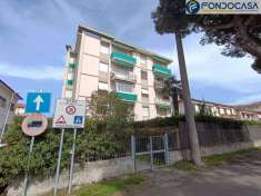 Foto Vendita appartamento viale cristoforo colombo Carrara (MS)