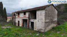 Foto Vendita casa indipendente via acquafiora Carrara (MS)