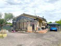 Foto Vendita Casa singola da 111 mq  in Via Bagalona con giardino