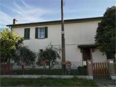 Foto Vendita Casa singola da 200 mq  con posto auto