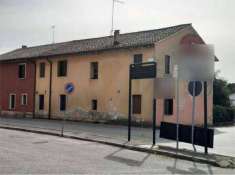 Foto Vendita palazzo/stabile Via Sovernigo Paese (TV)