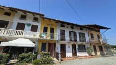 Foto Vendita Terratetto da 80 mq  in Via casale  con giardino