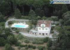 Foto Vendita villa singola Via Borgovecchio Camaiore (LU)
