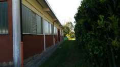 Foto VENDO CAPANNONE CON TERRENO EDIFICABILE