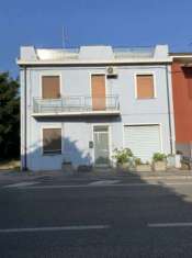 Foto Vendo casa grande a Pesaro zona Muraglia