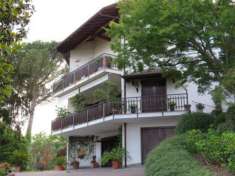 Foto Verbania  - ZONA PALLANZA VENDESI VILLA CON GIARDINO PRIVATO